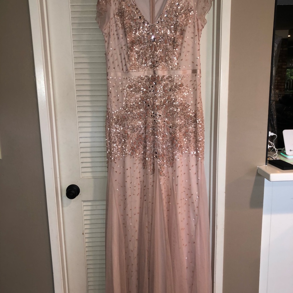 Adrienna Papell  gown. Pink!